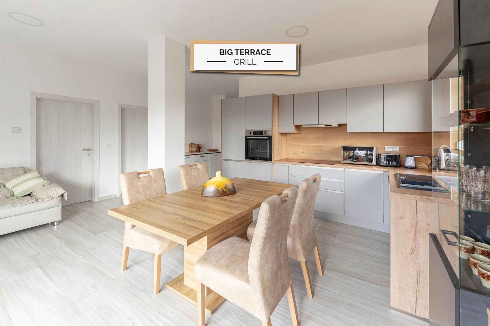 Apartma Zan Apartman Šmarje Kültér fotó