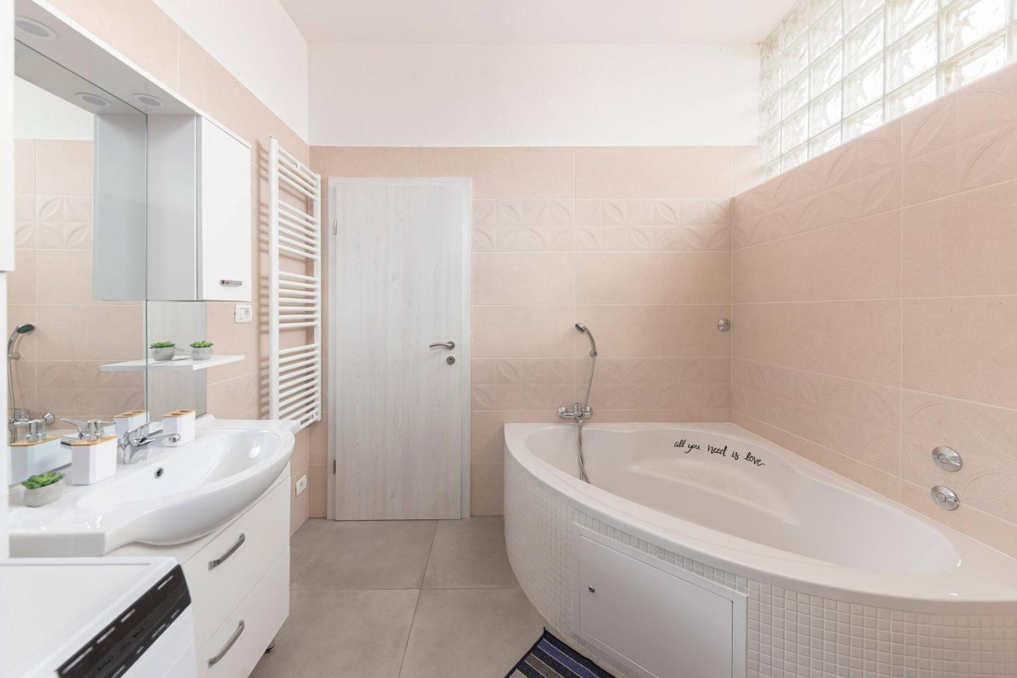 Apartma Zan Apartman Šmarje Kültér fotó