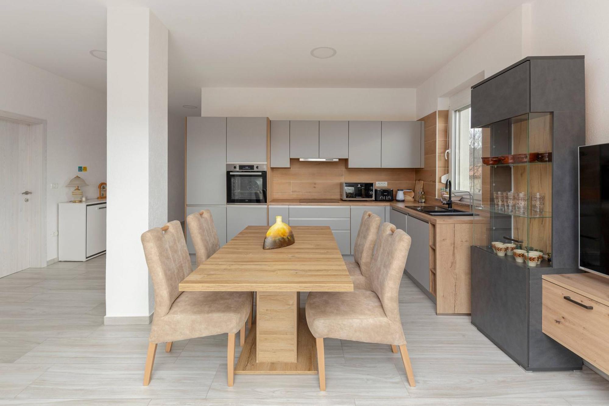 Apartma Zan Apartman Šmarje Kültér fotó